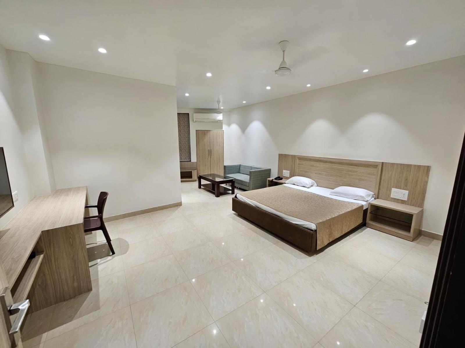 Hotel Bagla Atithi Banaras 瓦拉纳西 外观 照片