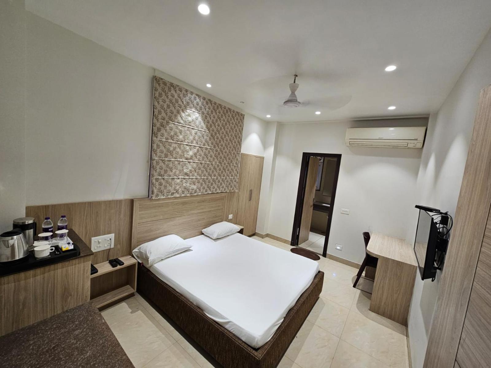 Hotel Bagla Atithi Banaras 瓦拉纳西 外观 照片